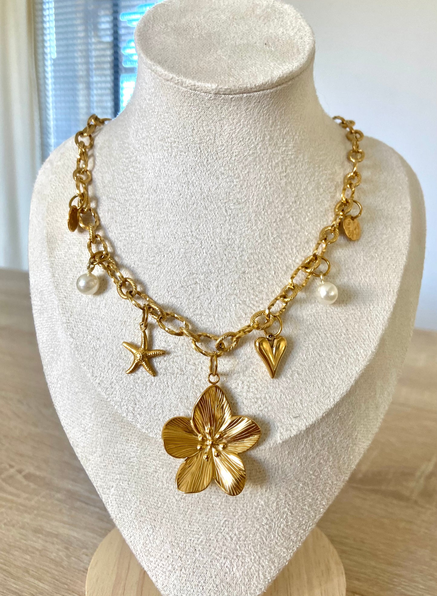 Collier Aurora